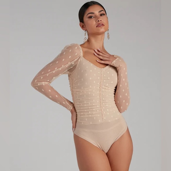🔴 SOLD 🔴 Windsor Tan bodysuit - Picture 2 of 5